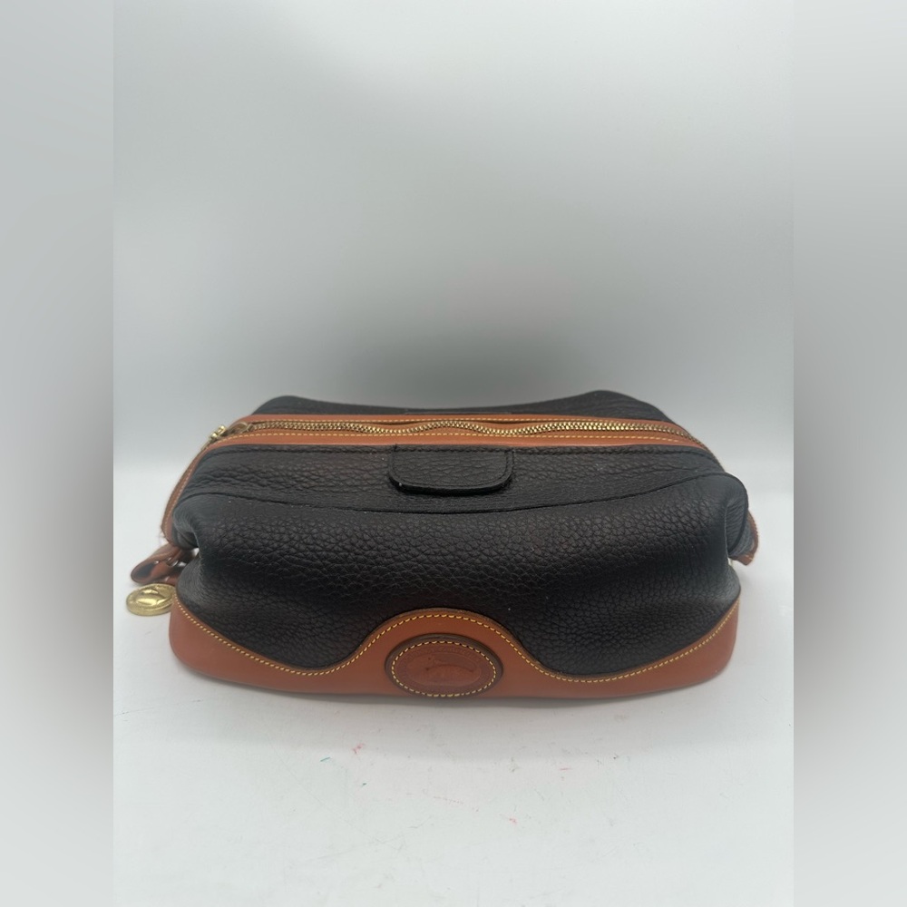 Dooney and Bourke Vintage awl Leather Dopp kit collapsable toiletries travel bag